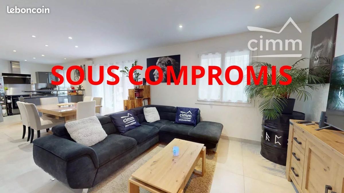 3 bedrooms House in Saint-Cyr-en-Val, France No. 155461