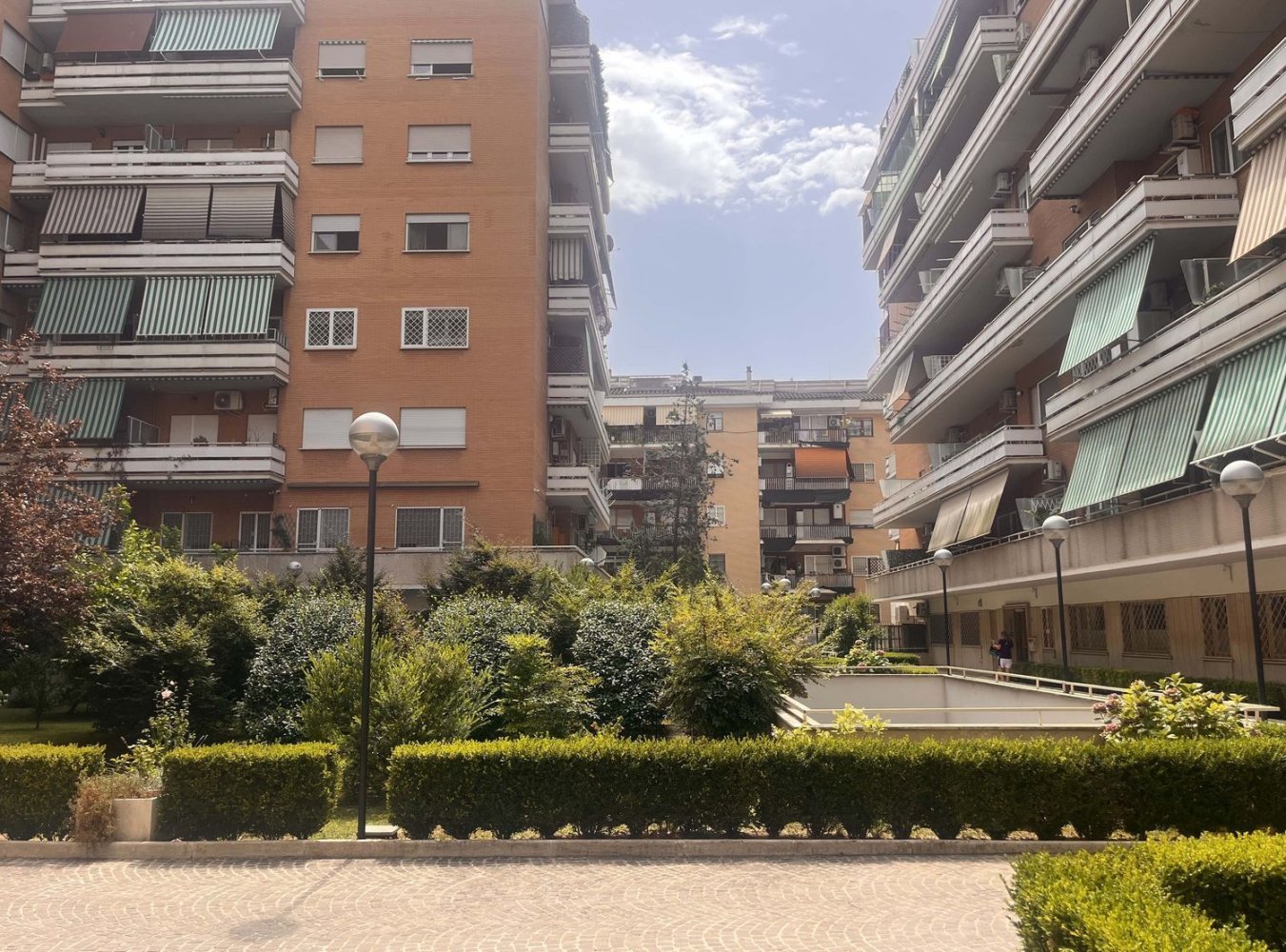 2 rooms Apartment in Rome, Italy No. 44882