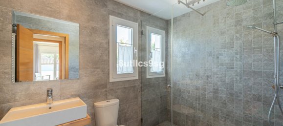 5 bedrooms Villa in Marbella, Spain No. 101299 41