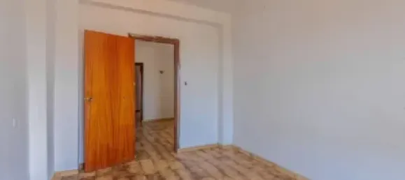 3 Schlafzimmer Stadthaus in Alameda, Spain, Nr. 175320 7