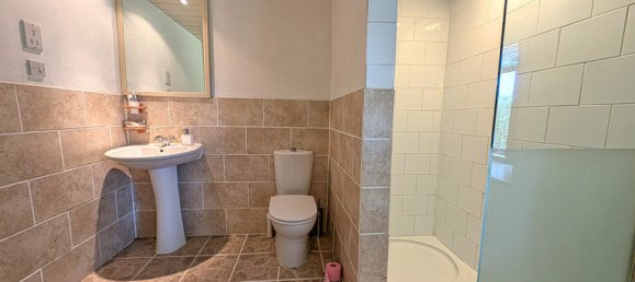 Casa de 4 dormitorios en Mouhet, France No. 250137 10