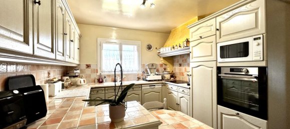 5 Schlafzimmer Haus in Crecy-la-Chapelle, France, Nr. 171750 4