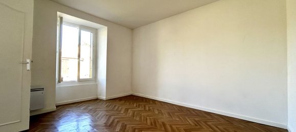 5 Schlafzimmer Haus in Crecy-la-Chapelle, France, Nr. 171750 16