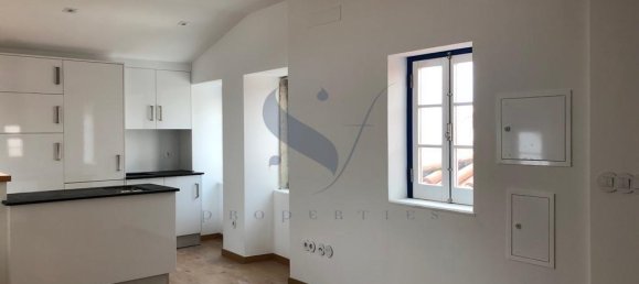 233m² Building in Lisbon, Portugal No. 128885 5