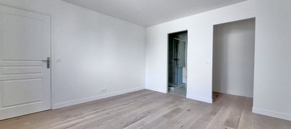 Casa de 2 dormitorios en Fontenay-sous-Bois, France No. 294875 5