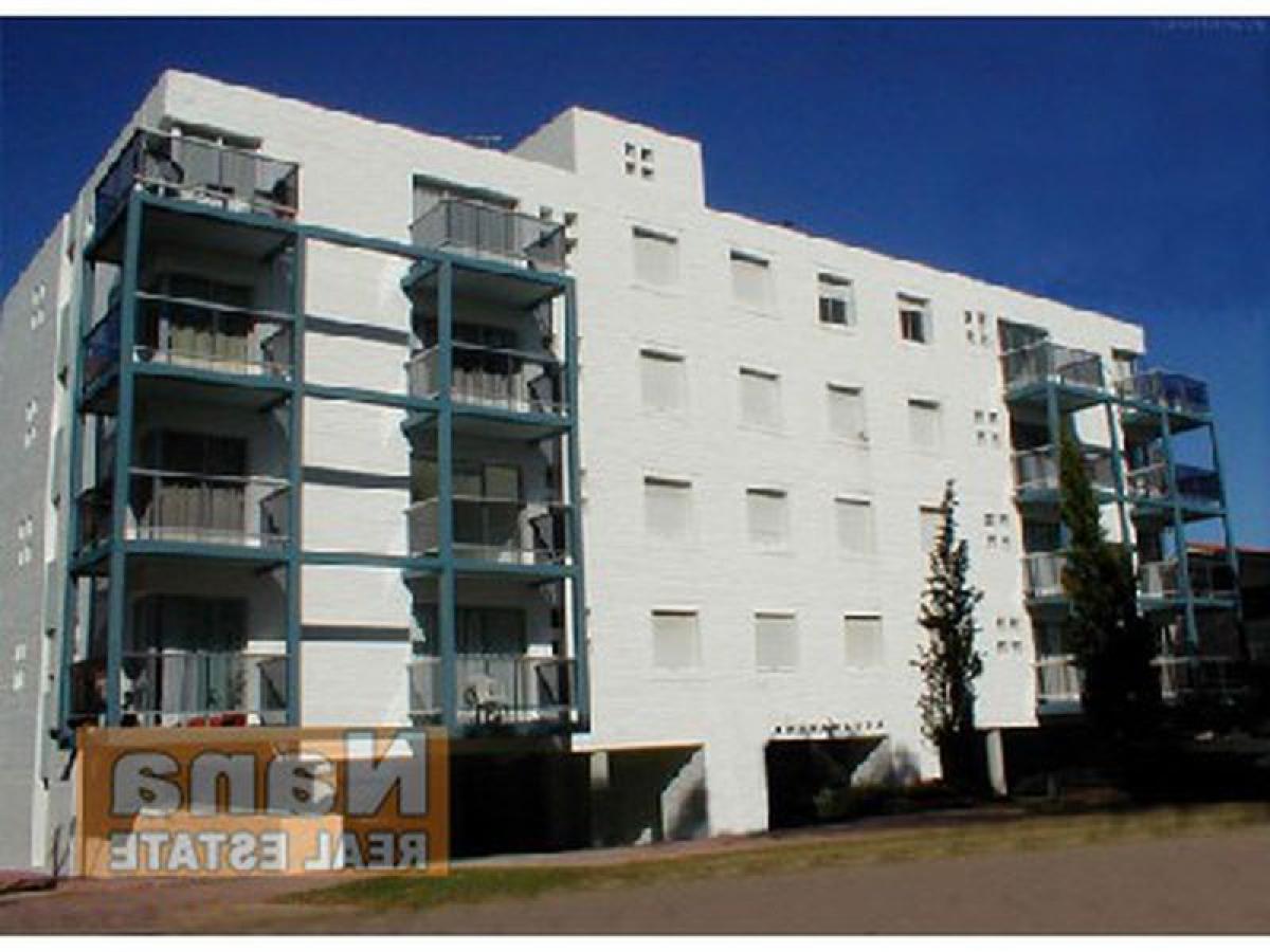 2 bedrooms Apartment in Maldonado, Uruguay No. 4488