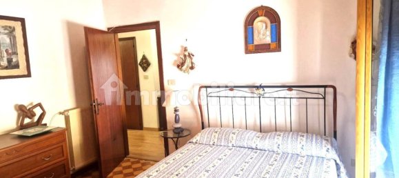 3 Schlafzimmer Wohnung in Formia, Italy, Nr. 319218 10