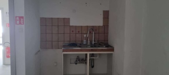 10غرفة منزل ذو طابقين في Dusseldorf, Germany رقم 110813 12