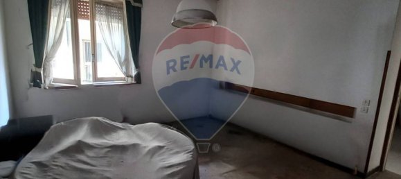 5 bedrooms Apartment in Somma Lombardo, Italy No. 56972 14