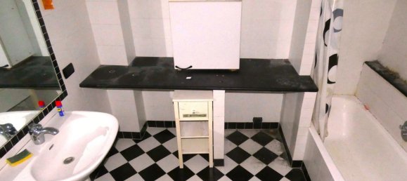 6 chambres Appartement à Genoa, Italy No. 347319 27