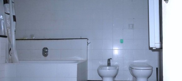 6 chambres Appartement à Genoa, Italy No. 347319 26