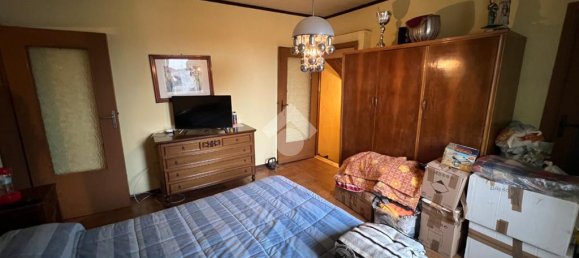 4 bedrooms House in Verolavecchia, Italy No. 161150 16