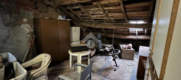 4 bedrooms House in Verolavecchia, Italy No. 161150 14