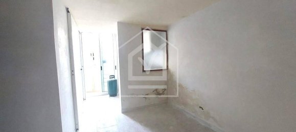 3-Zimmer Wohnung in Bari, Italy, Nr. 36298 2