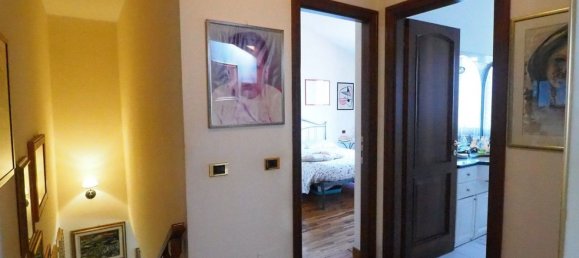 Дом с 4 комнатами в Инцаго, Италия № 7984 19