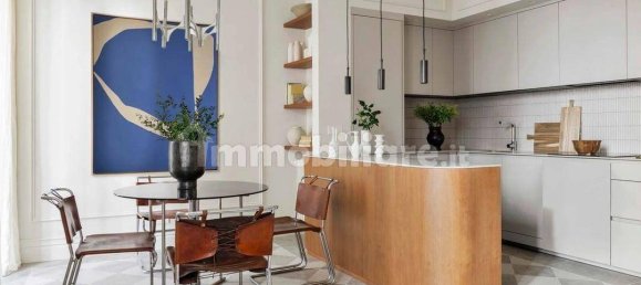 2 bedrooms Apartment in Florence, Italy No. 283136 4