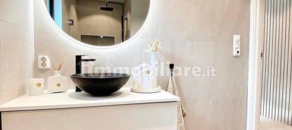 2 bedrooms Apartment in Florence, Italy No. 283136 6