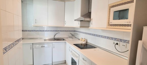 Apartamento de 2 dormitorios en Marbella, Spain No. 44970 18