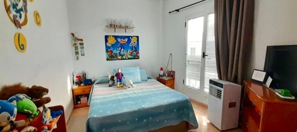 Apartamento de 2 dormitorios en Arrecife, Spain No. 140232 4
