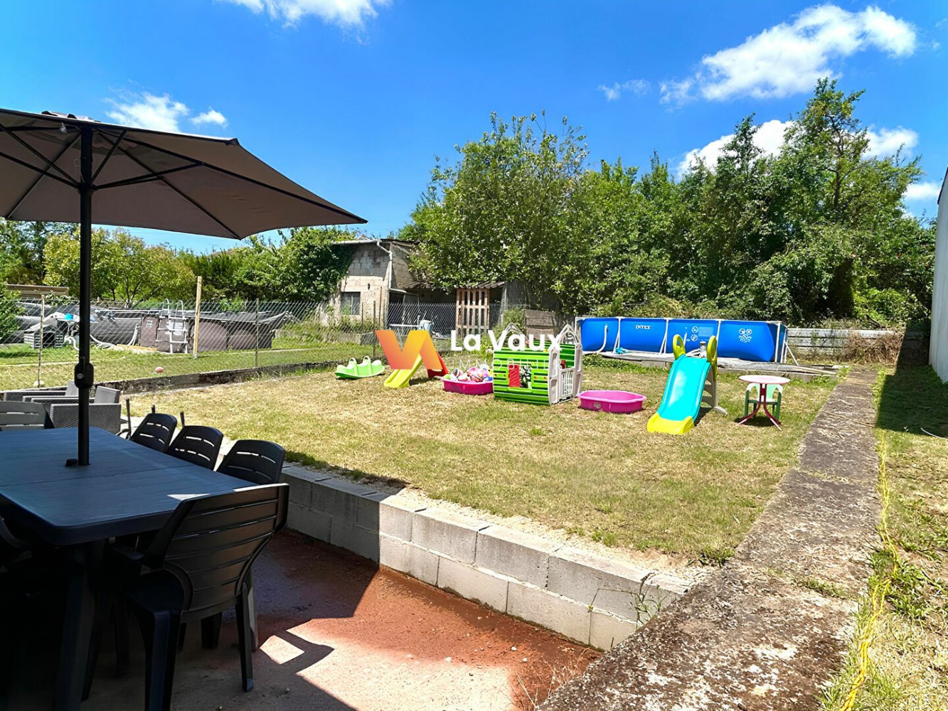 Casa de 2 dormitorios en Neuves-Maisons, France No. 307999