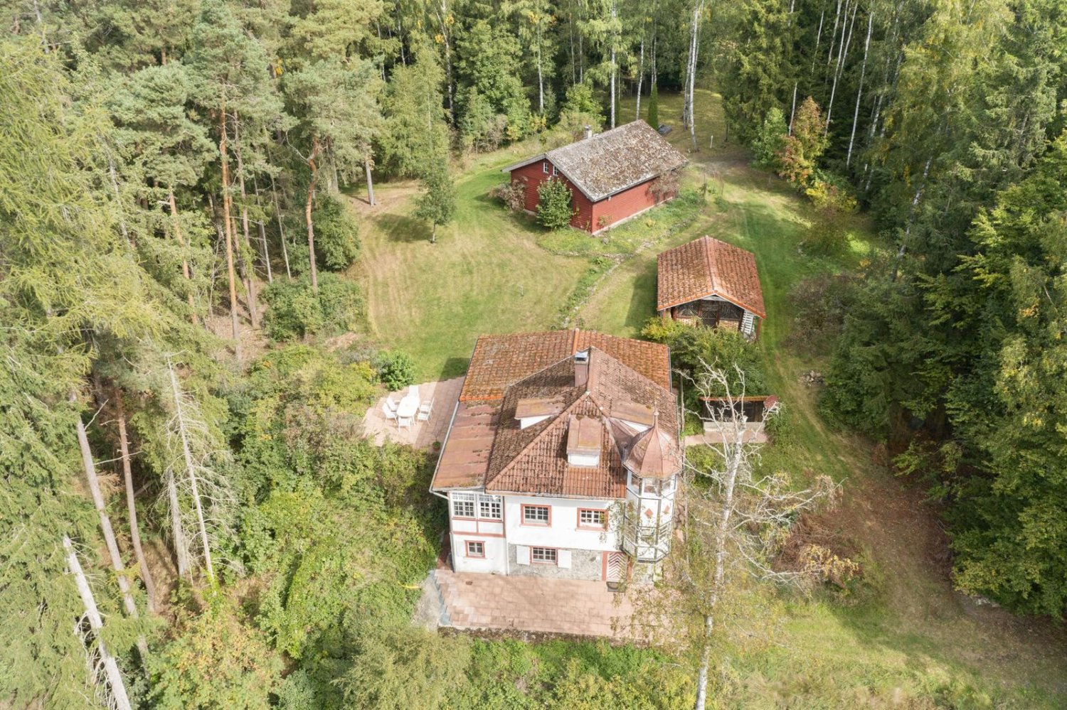 7 rooms House in Hof, Germany No. 289025