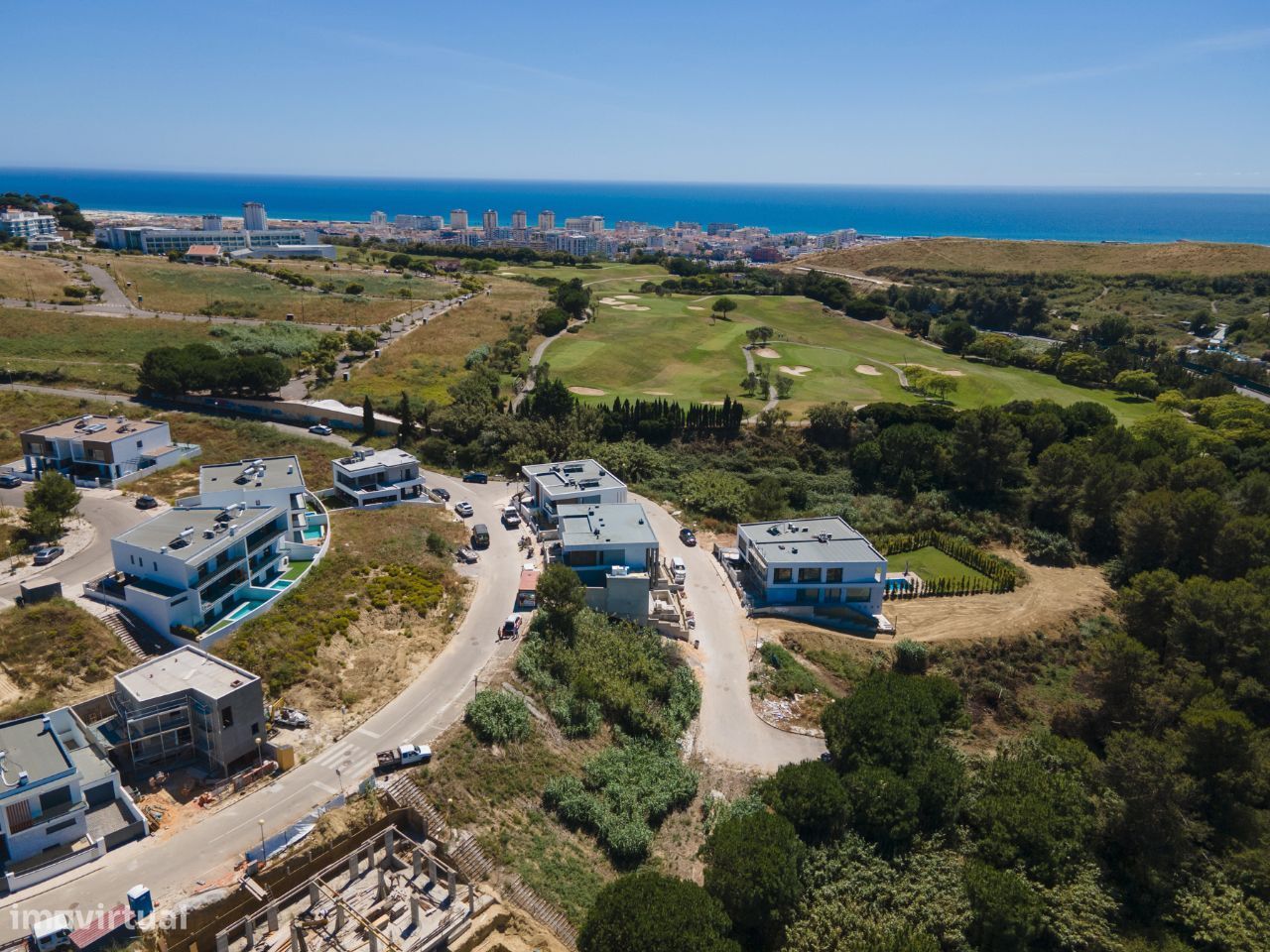 Terreno em Almada, Portugal 666 m² N.º 69578