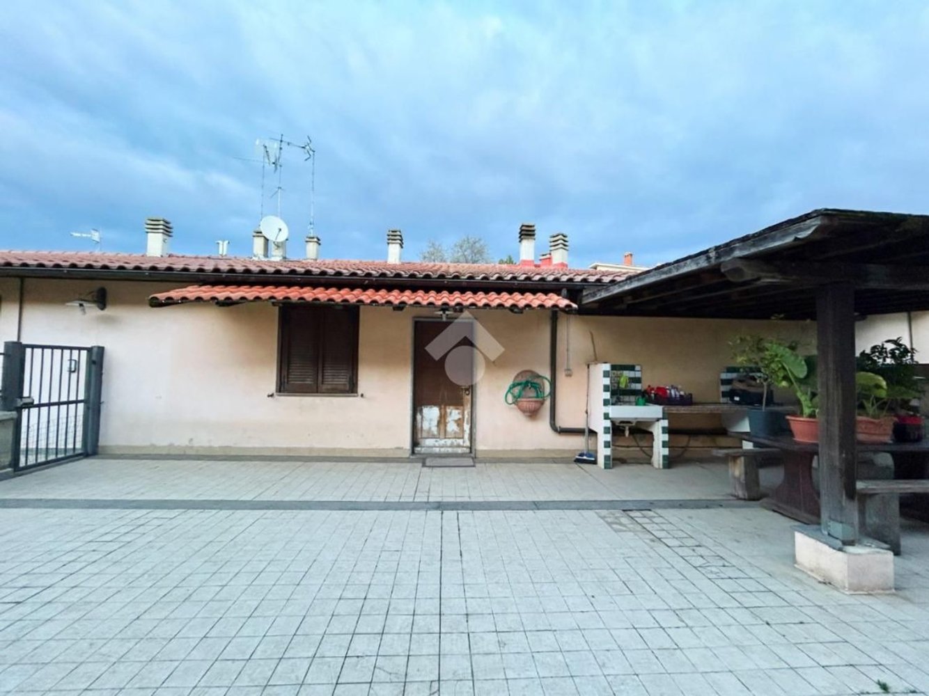 4 bedrooms Apartment in Vetralla, Italy No. 379677