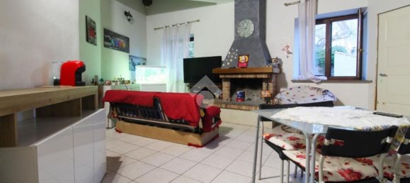 4 bedrooms Apartment in Vetralla, Italy No. 379677 4