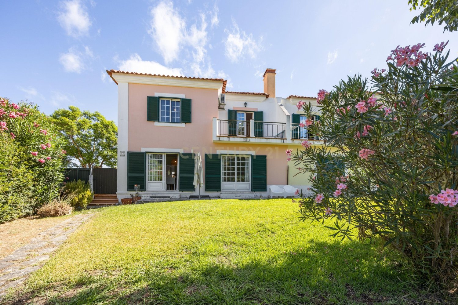 4 bedrooms Townhouse in Setubal, Portugal No. 291425