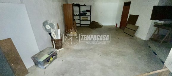 Вилла с 6 комнатами в Спольторе, Италия № 210449 26