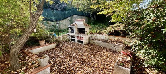 Вилла с 6 комнатами в Спольторе, Италия № 210449 6