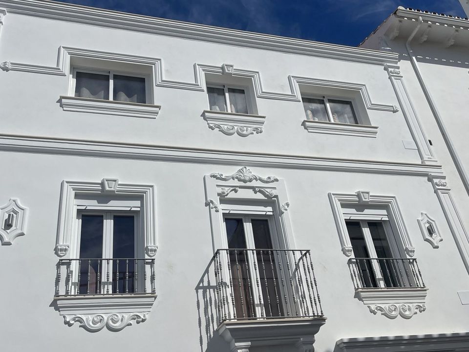5 bedrooms Townhouse in Alhaurin el Grande, Spain No. 270096