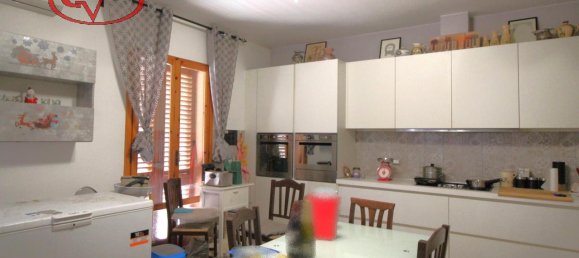 4 rooms Villa in Loro Ciuffenna, Italy No. 230825 2