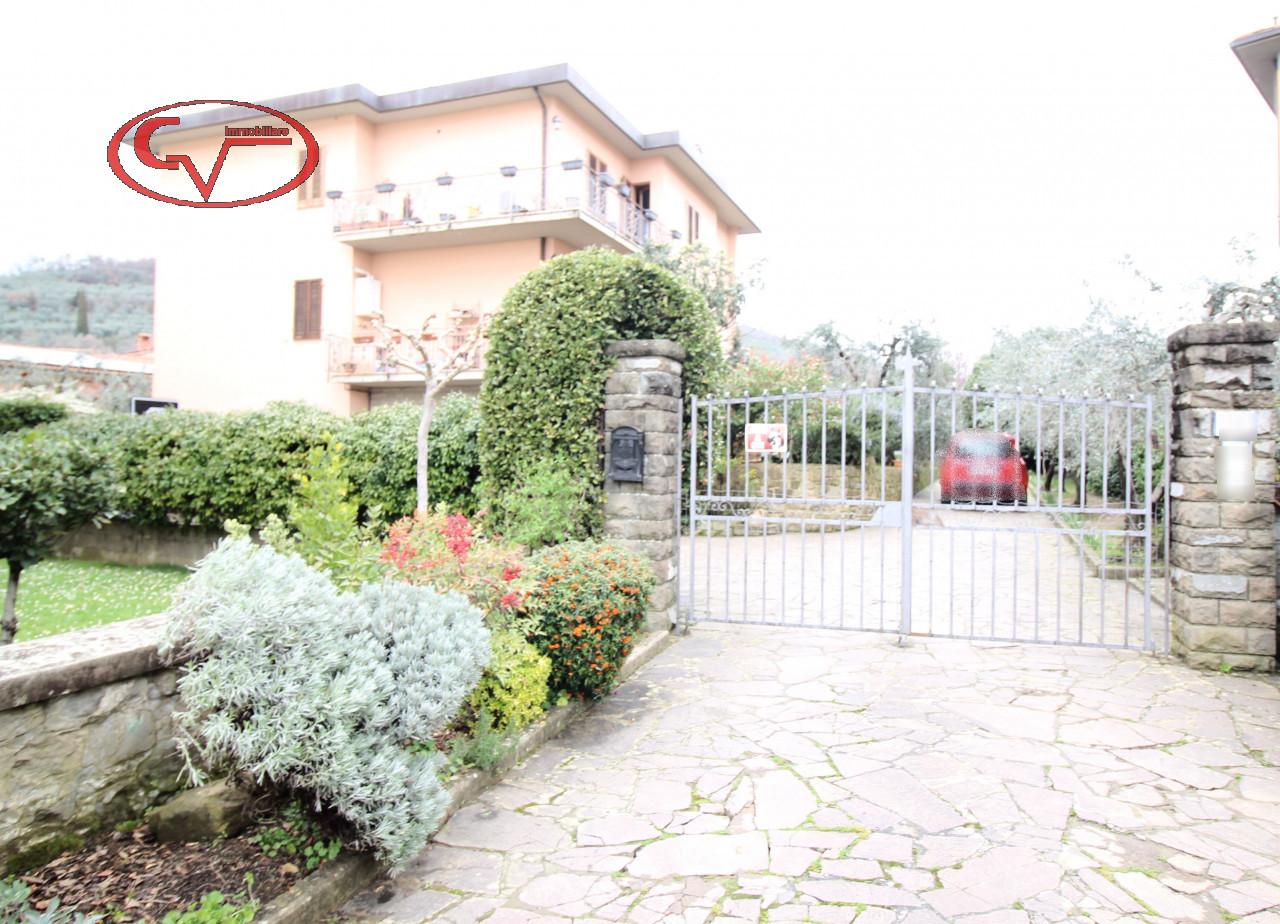 4 rooms Villa in Loro Ciuffenna, Italy No. 230825
