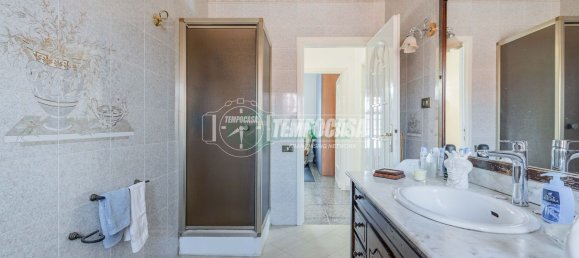 6-salle Appartement à Rome, Italy No. 172905 37