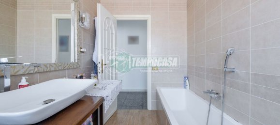 6-salle Appartement à Rome, Italy No. 172905 32