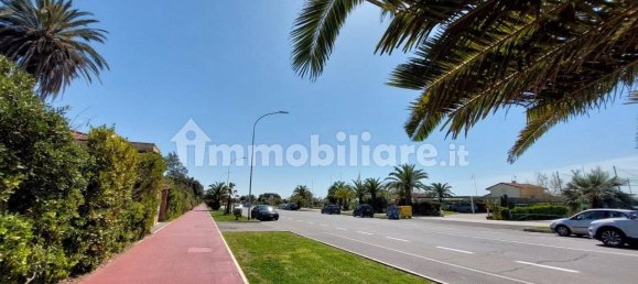 4 bedrooms Villa in Forte dei Marmi, Italy No. 194171 33