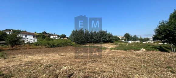 825m² Land in Sao Joao da Madeira, Portugal No. 87401 10