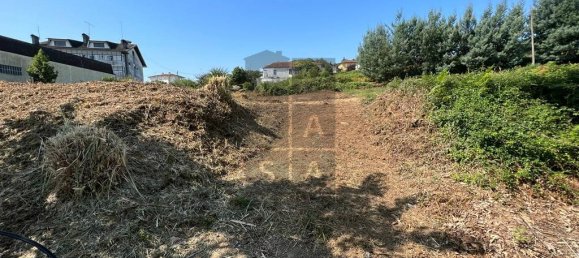 825m² Land in Sao Joao da Madeira, Portugal No. 87401 8