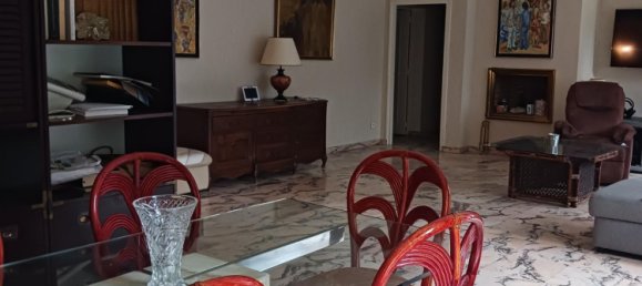 4 Schlafzimmer Wohnung in Chantilly, France, Nr. 210300 9