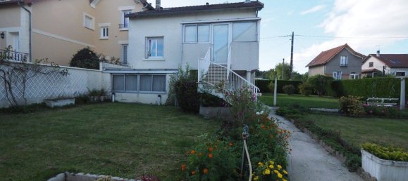 Casa de 4 dormitorios en Bois-d'Arcy, France No. 177123 4