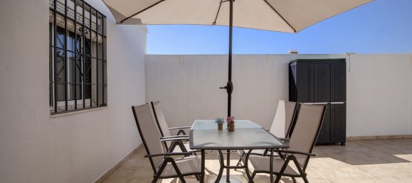 4 bedrooms Villa in Fuengirola, Spain No. 133455 4