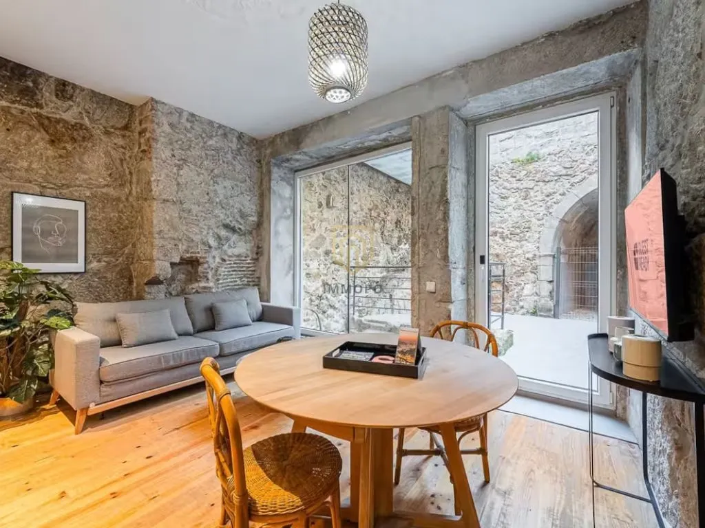 Квартира с 1 спальней в Вила Нова ди Гая, Португалия № 237694