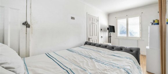 3 bedrooms House in Wembley, United Kingdom No. 12210 10