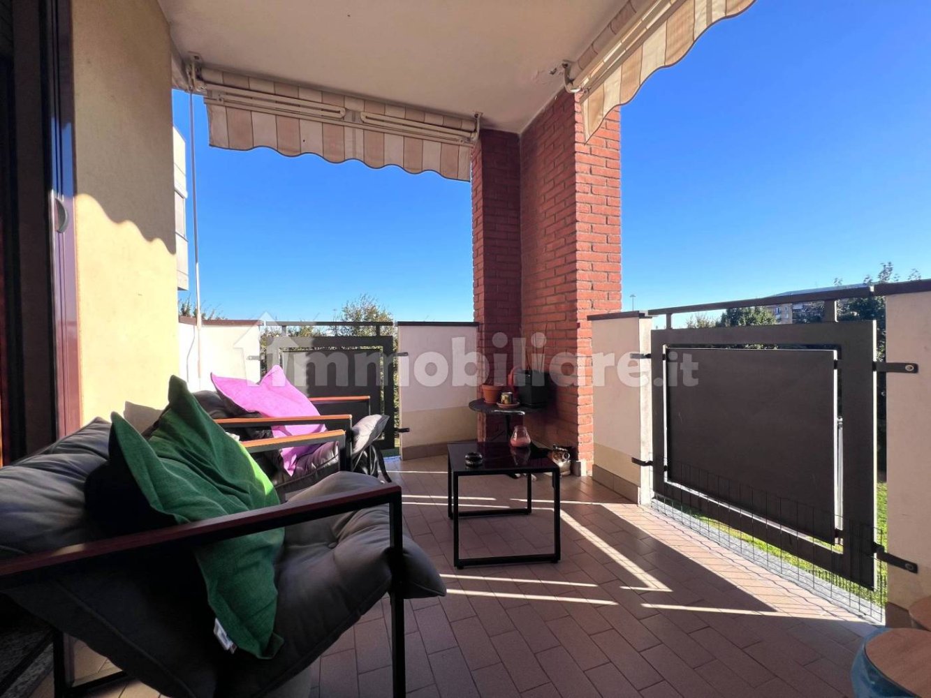 1 غرف نوم شقة في Garbagnate Milanese, Italy رقم 377362