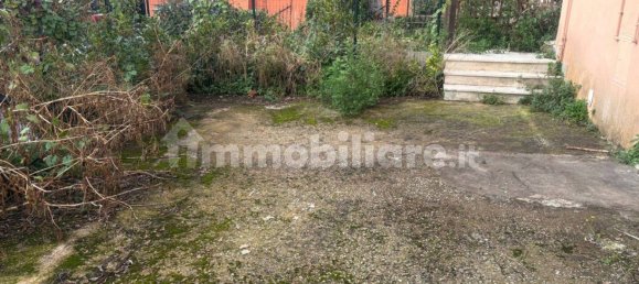 Коммерческая недвижимость с 2 комнатами в Кастель Гандольфо, Италия № 83373 5