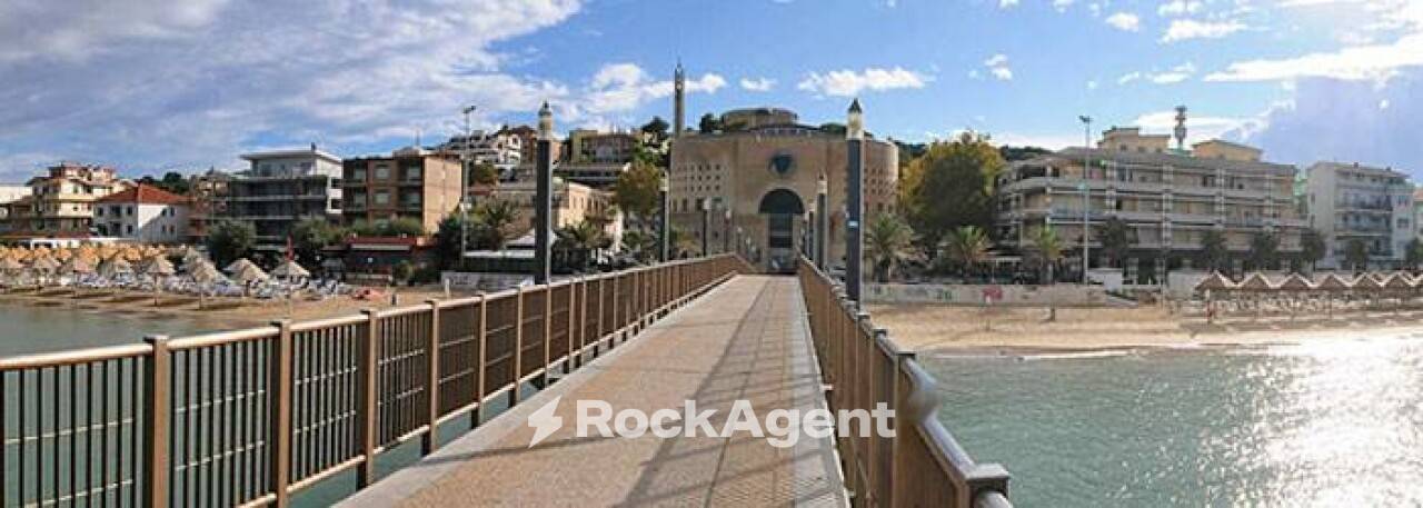 Дом с 2 спальнями в Франкавилла аль Маре, Италия № 305036