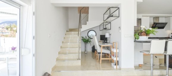 Villa de 3 dormitorios en Fuengirola, Spain No. 45508 24