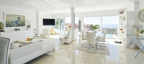 Villa de 3 dormitorios en Fuengirola, Spain No. 45508 7