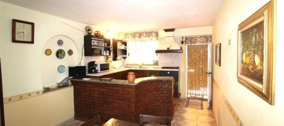 8 rooms Villa in Aulla, Italy No. 108402 13